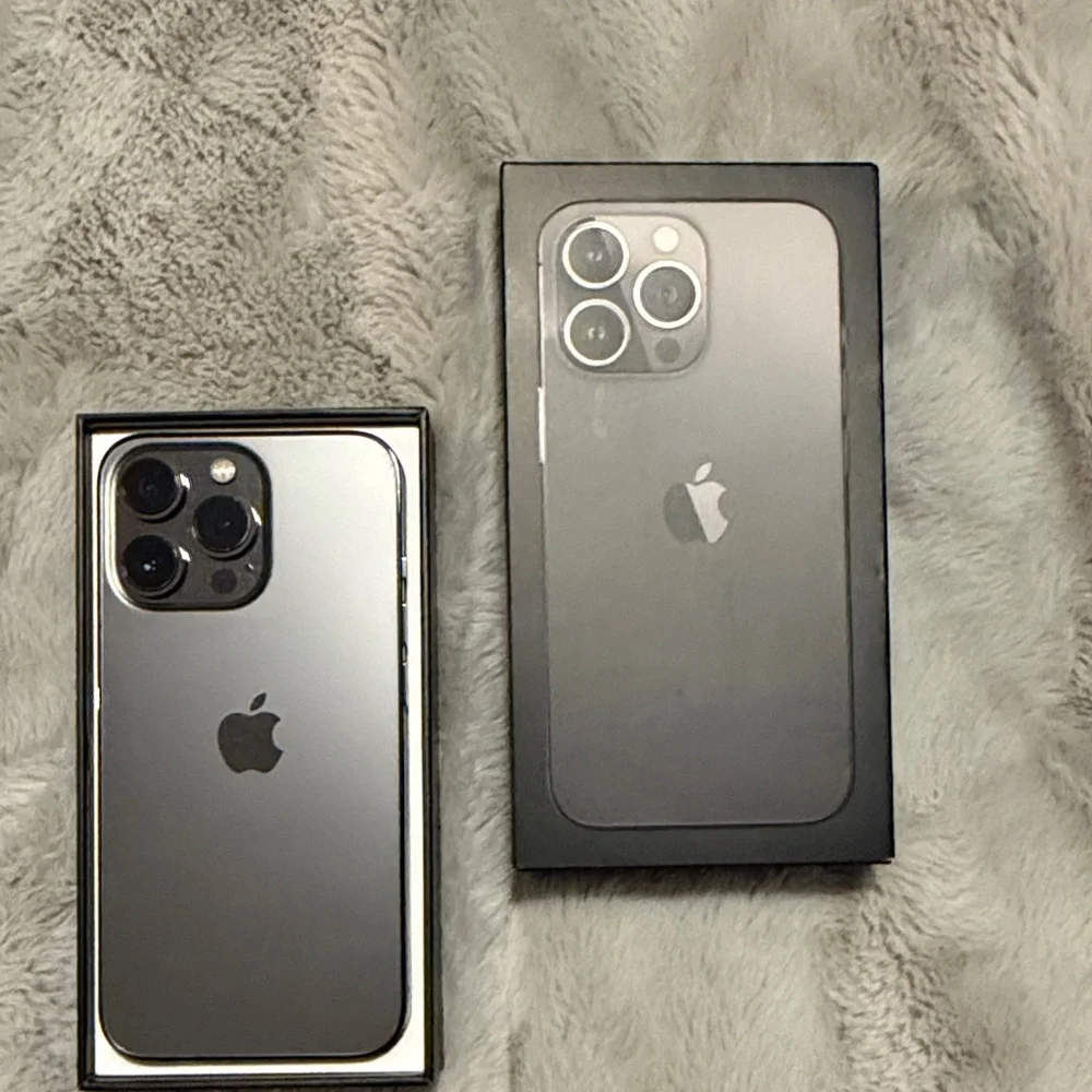 UNLOCKED/RESET Apple iPhone 13 Pro - Graphite 258gb
